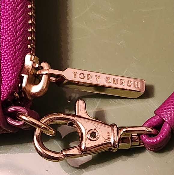 Tory Burch Fuschia Wristlet Zippy Wallet - Picture 6 of 12